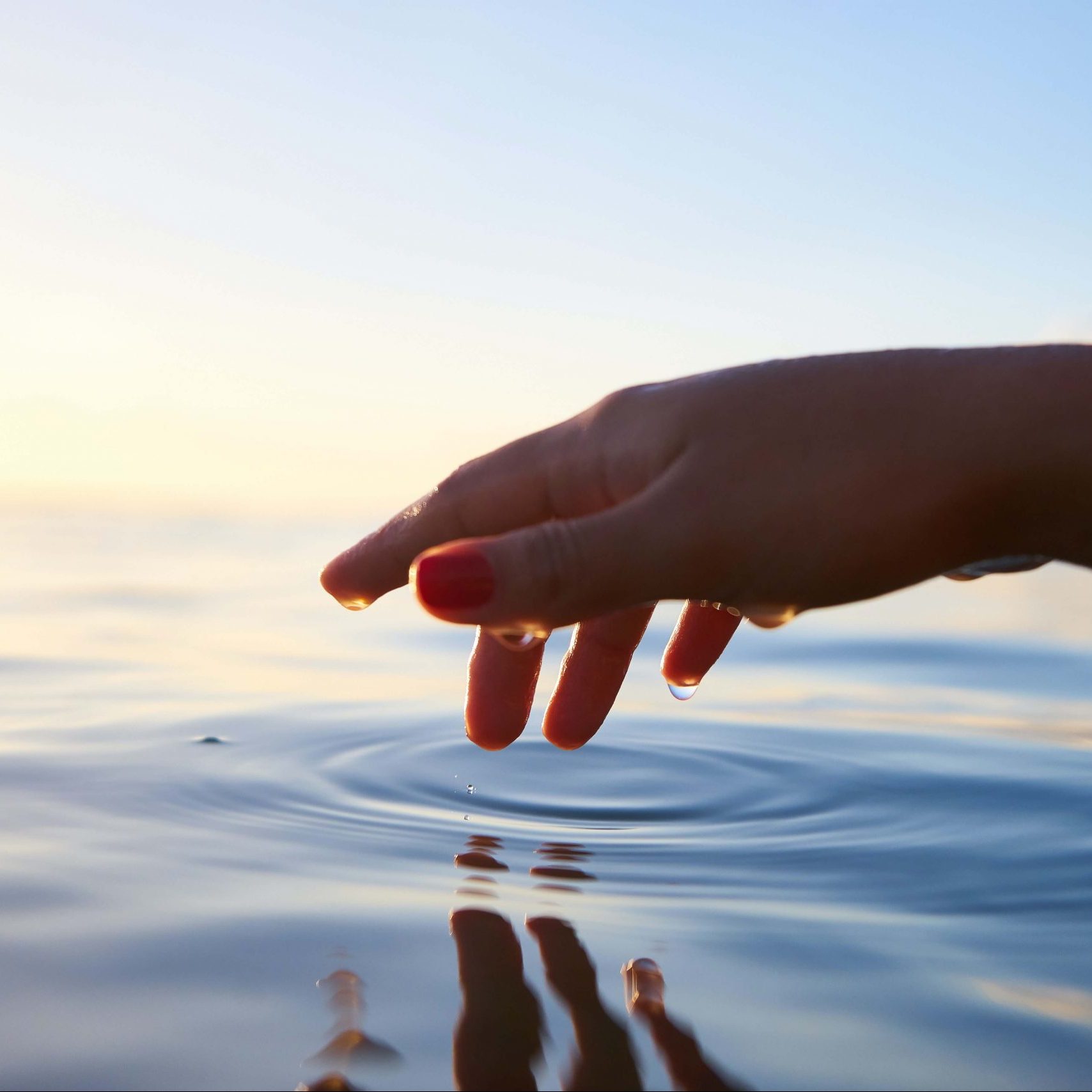 La alumni de Akademia que lidera un proyecto en sostenibilidad y eficiencia del ciclo del agua  