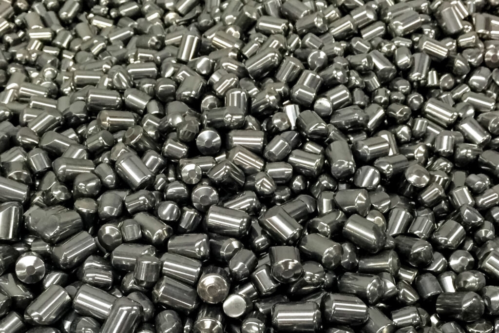 Tungsten (Tungsten) and the Future of Semiconductors: The High-Power Alternative to Silicon?